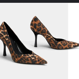 BERKSHA BLACK AND BROWN ANIMAL PRINT POINT TOE HEELS SIZE 40